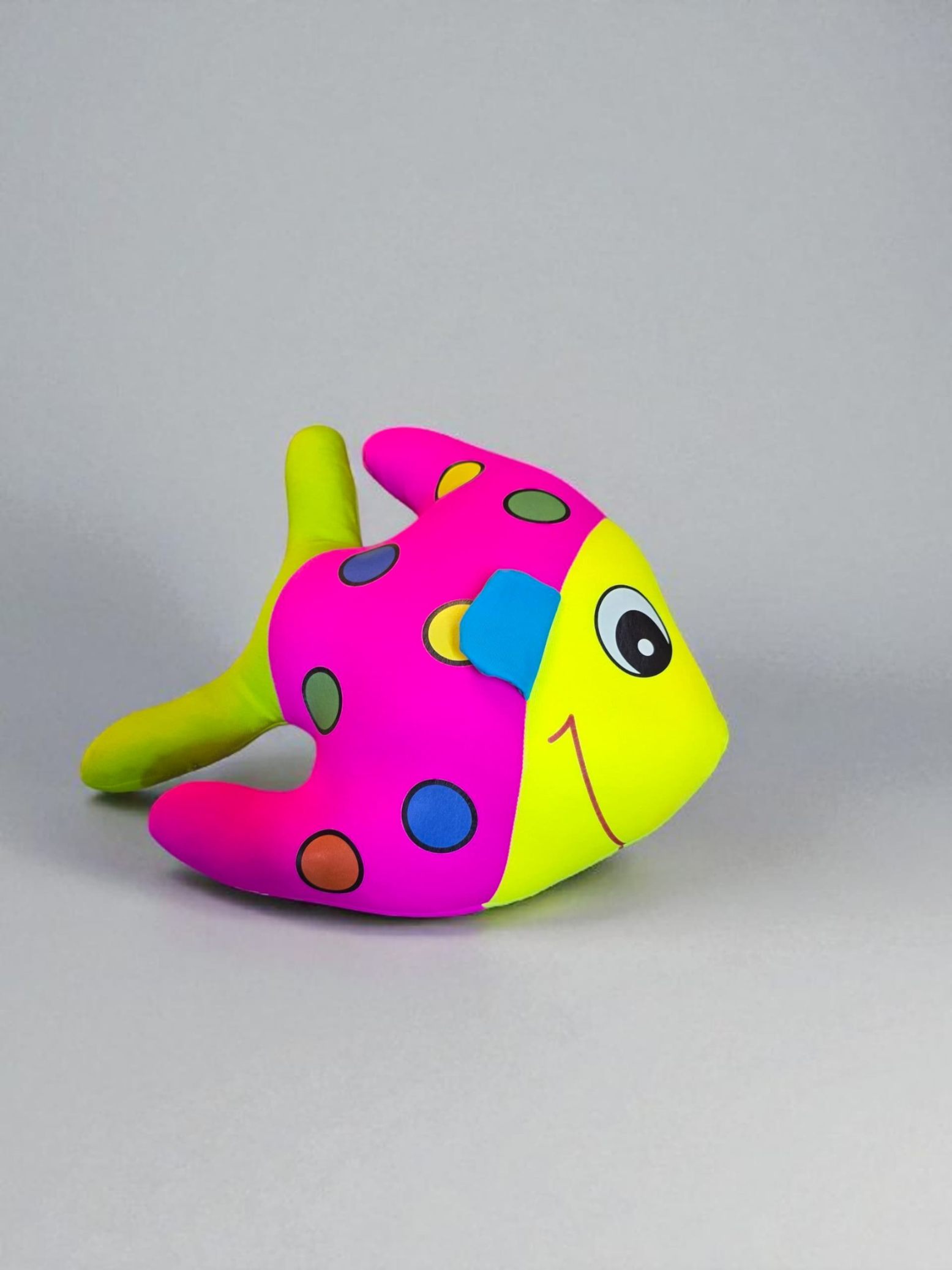 DOTTED FISH PLUSH TOY