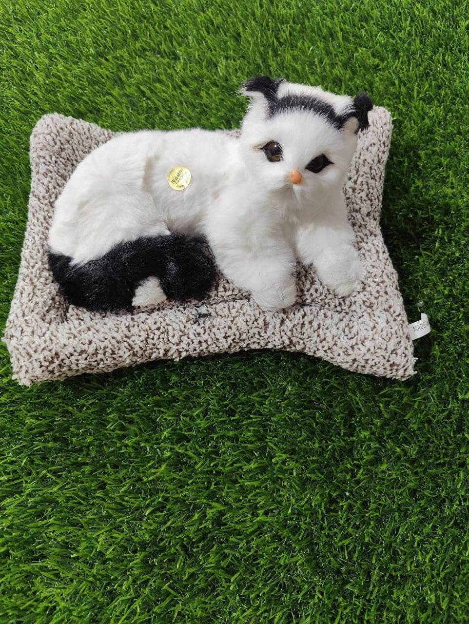 Car Ornament Simulation Sounding Medium Cats Plush Toy